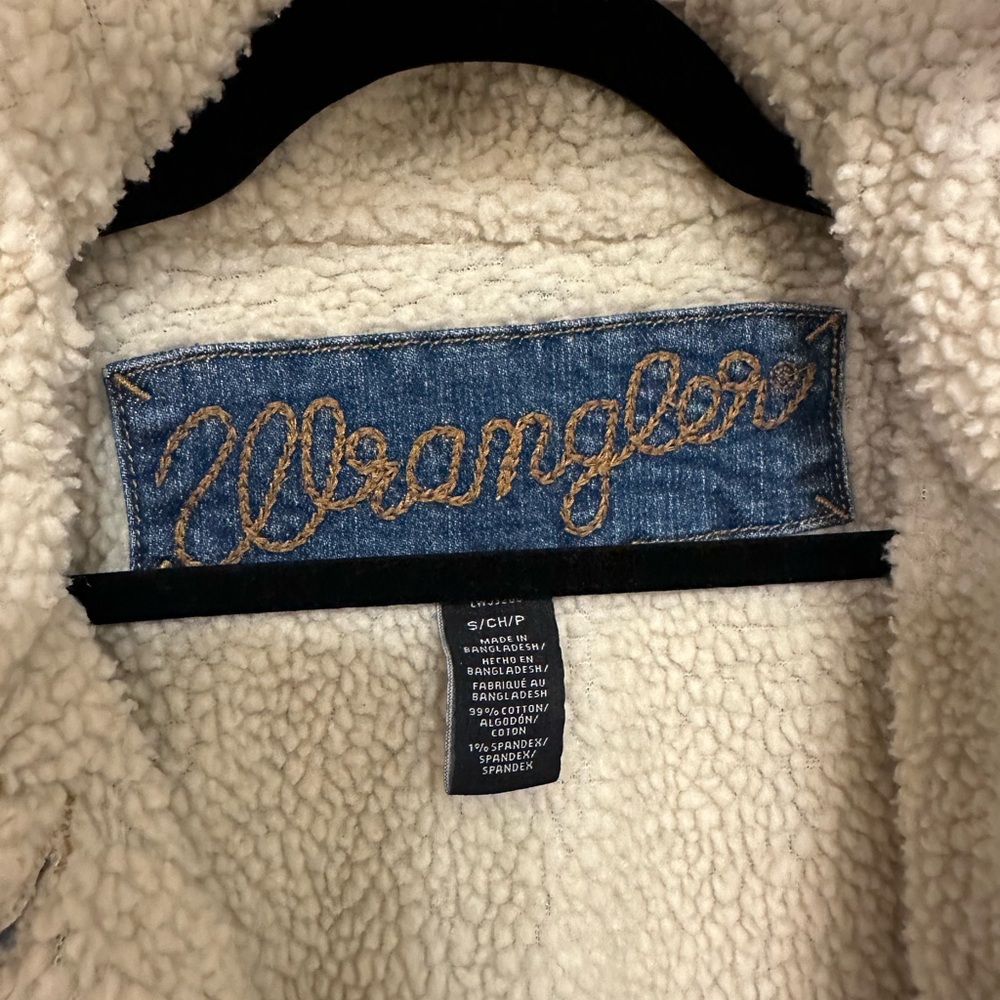 Wrangler Sherpa Denim Jacket - Picture 2 of 5